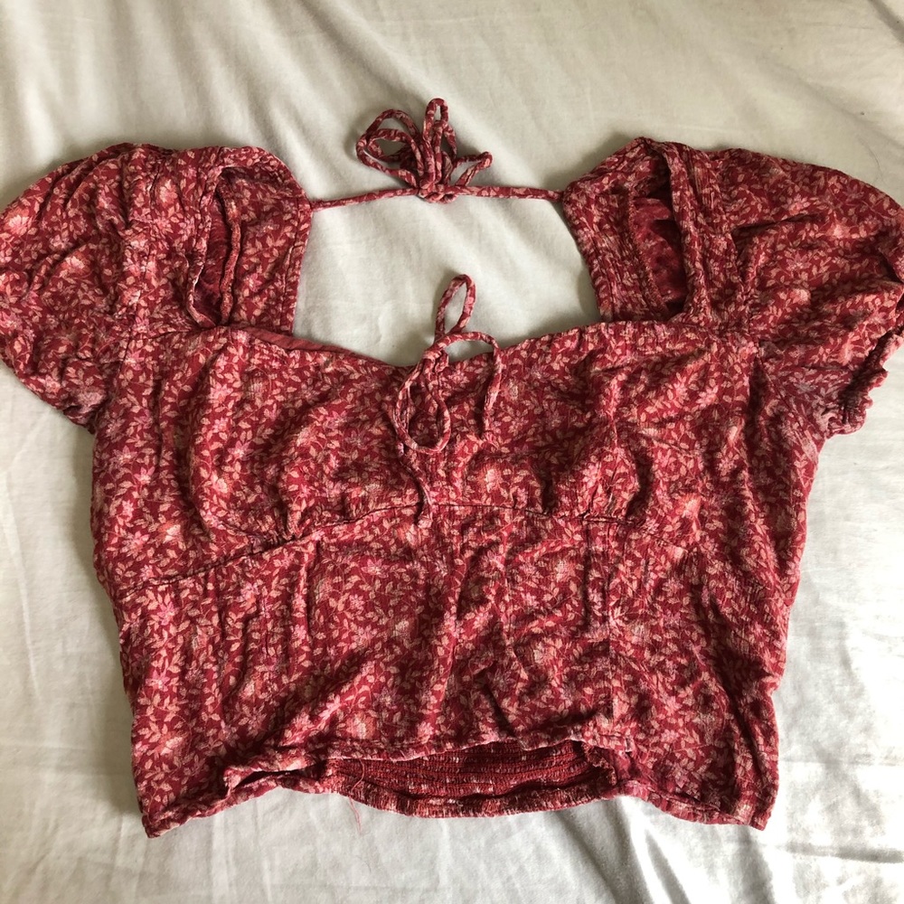 American Eagle Short Sleeve Crop Top